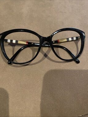 Burberry Black Round-Edge Women's Glasses
